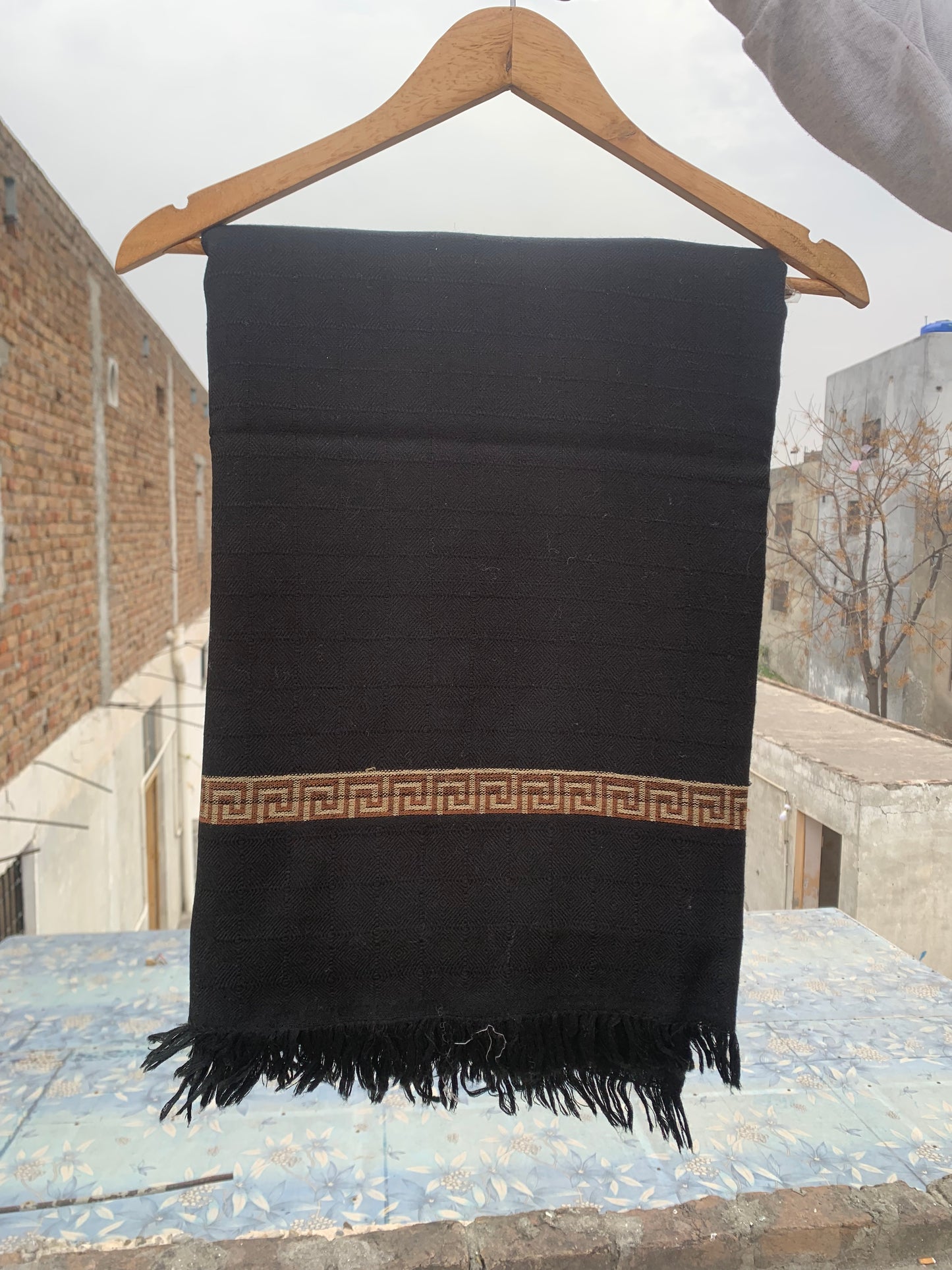 WOOL SHAWL