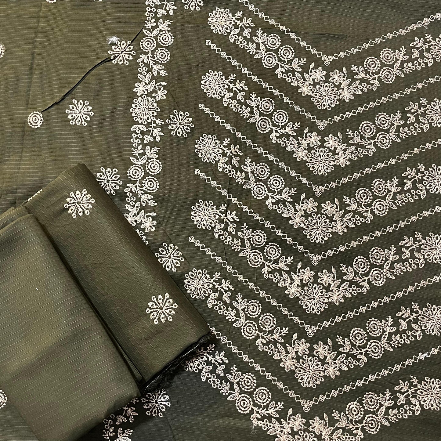 Mughalia Khaas 2PC
