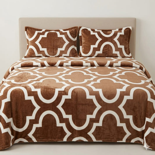 Mughalia luxury all-season AC fleece blanket with soft, cozy fabric and stylish design, perfect for year-round comfort.