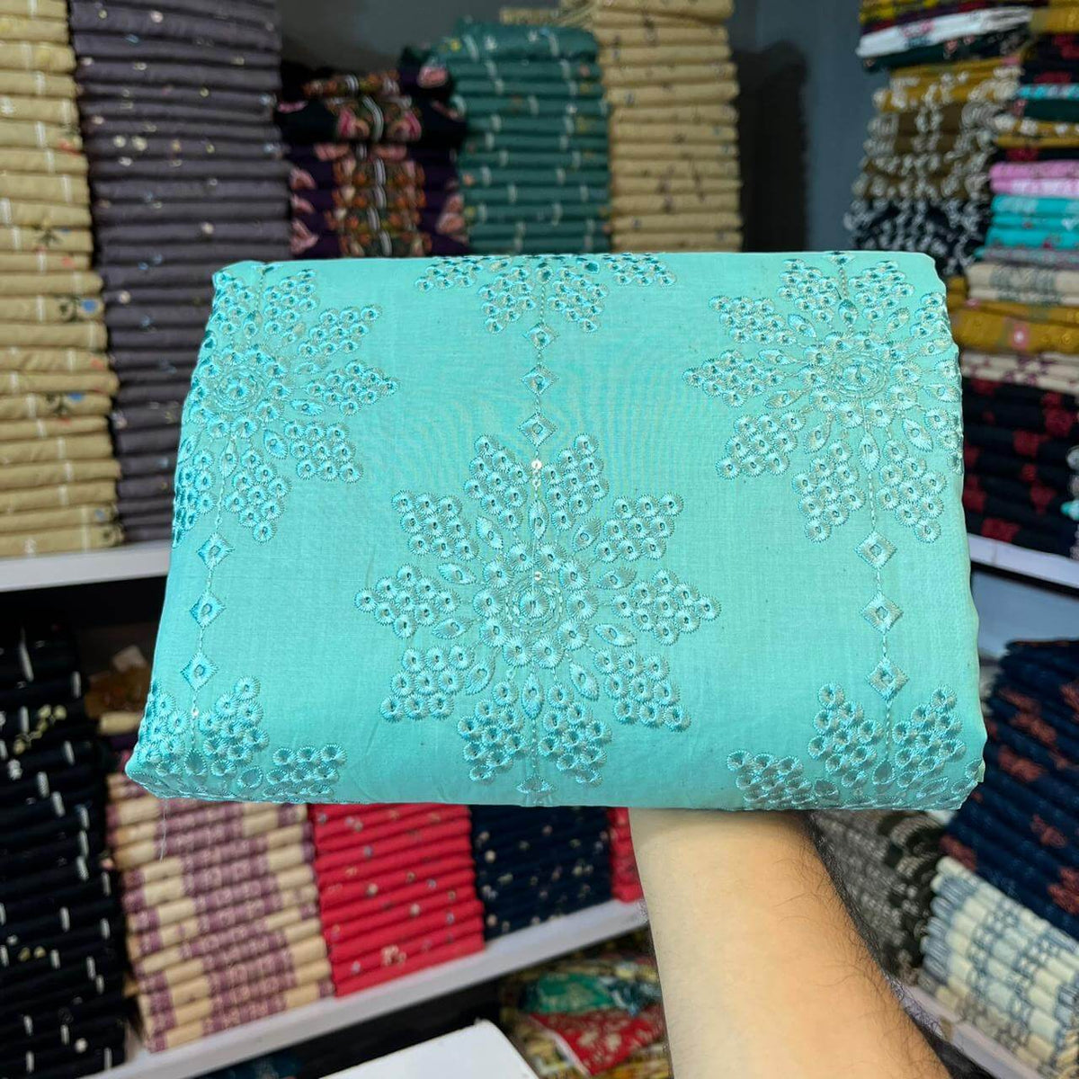 Mughalia Lawn 2pc